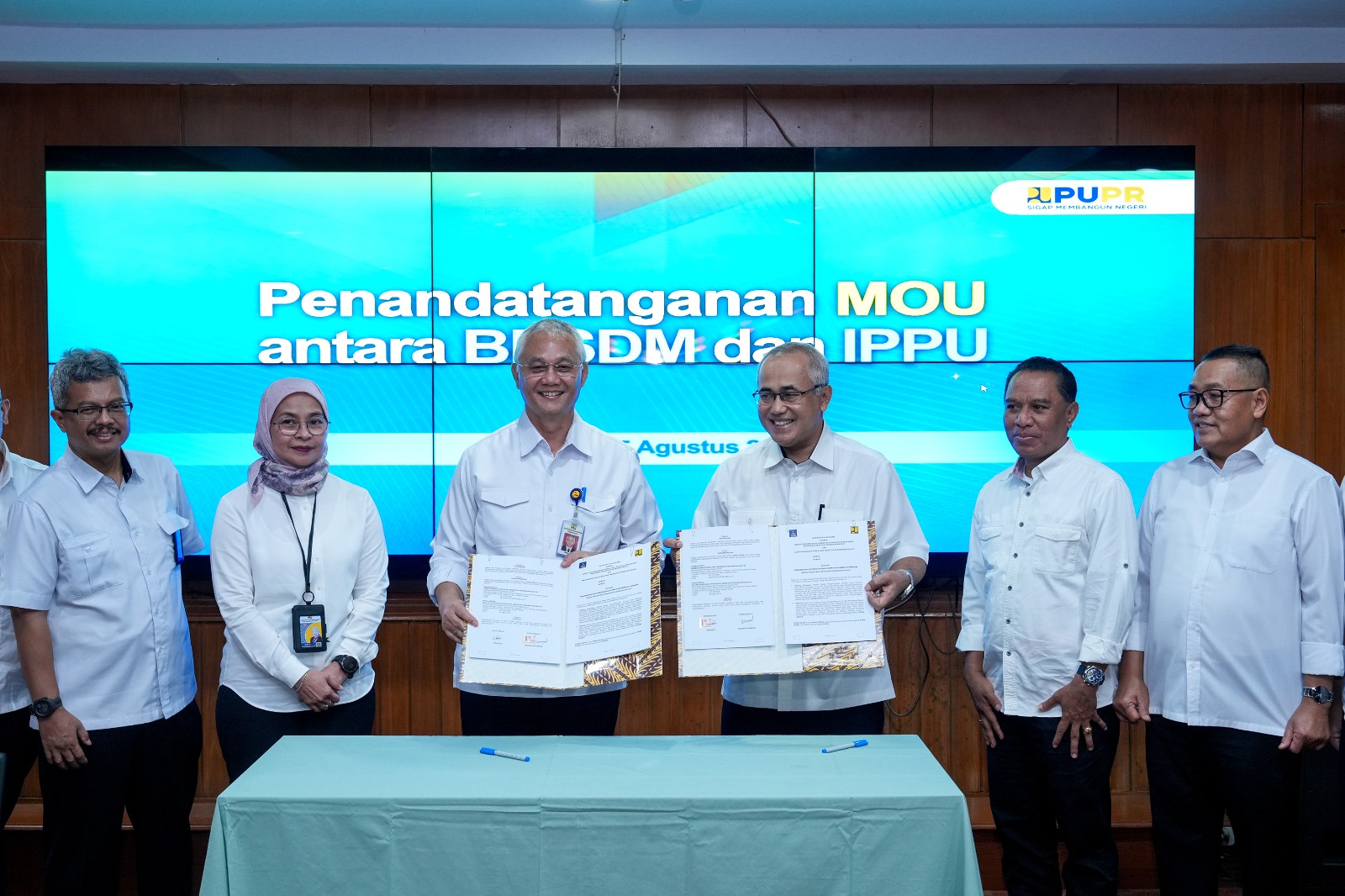 Penandatanganan MoU Antara BPSDM dengan IPPU