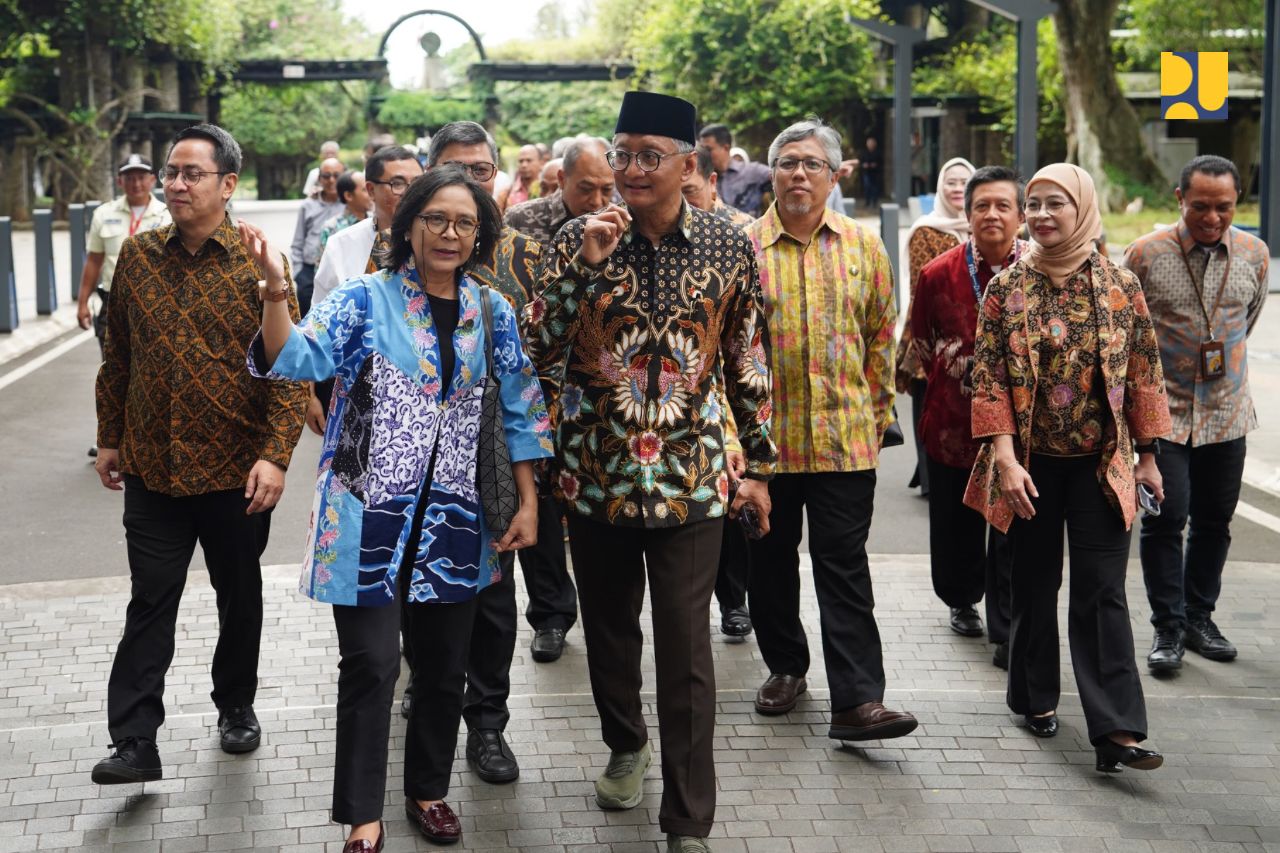 Seminar Nasional Optimasi Pemanfaatan Kecerdasan Buatan (AI) dalam Pembangunan Infrastruktur PU